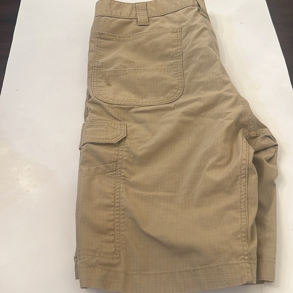 Carhart Men's Tan Cargo Shorts size 38 - Picture 3 of 6